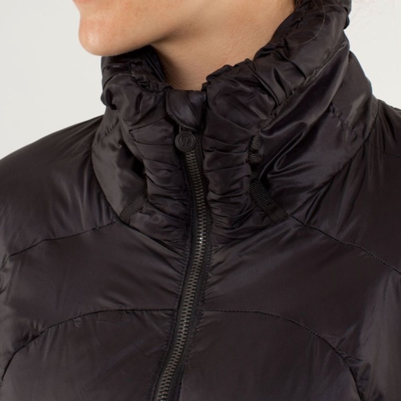 lululemon | Down Town Puffy - Picture 6 of 15
